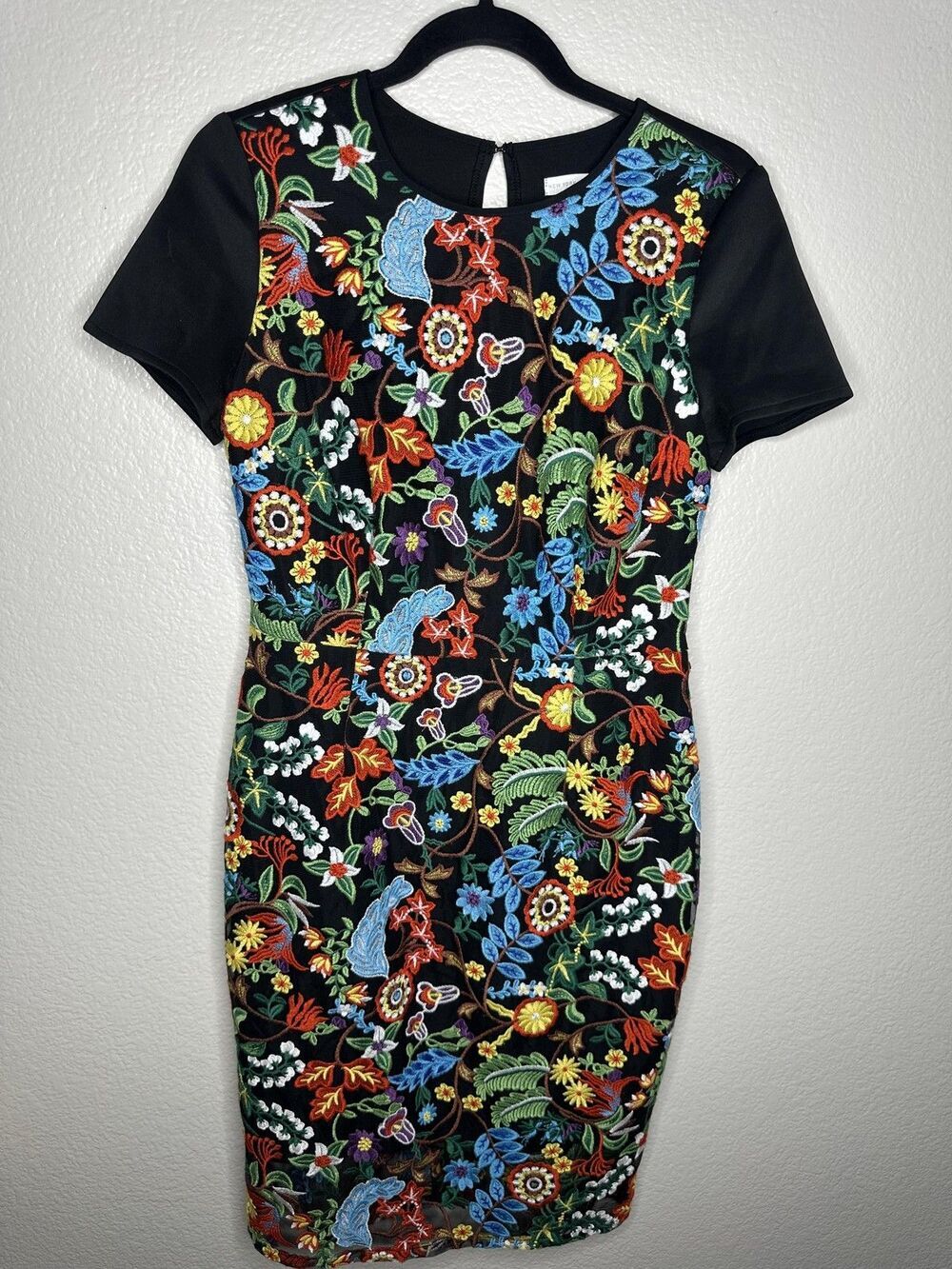 New York & Company Dress Womens 4 Black Floral Embroidered Sheath Short Sleeve
